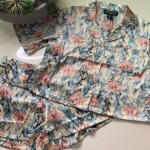 Rachel Zoe satin two piece pajama set floral shorts small women’s new with tag